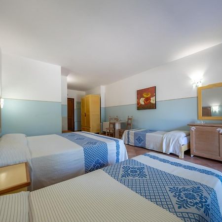 Hotel Luci Del Faro Calasetta Luaran gambar