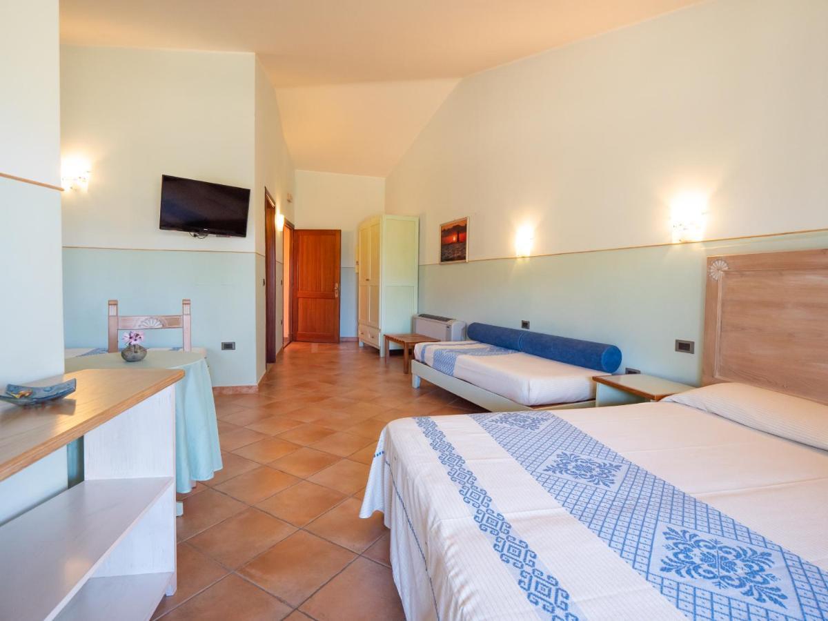 Hotel Luci Del Faro Calasetta Luaran gambar