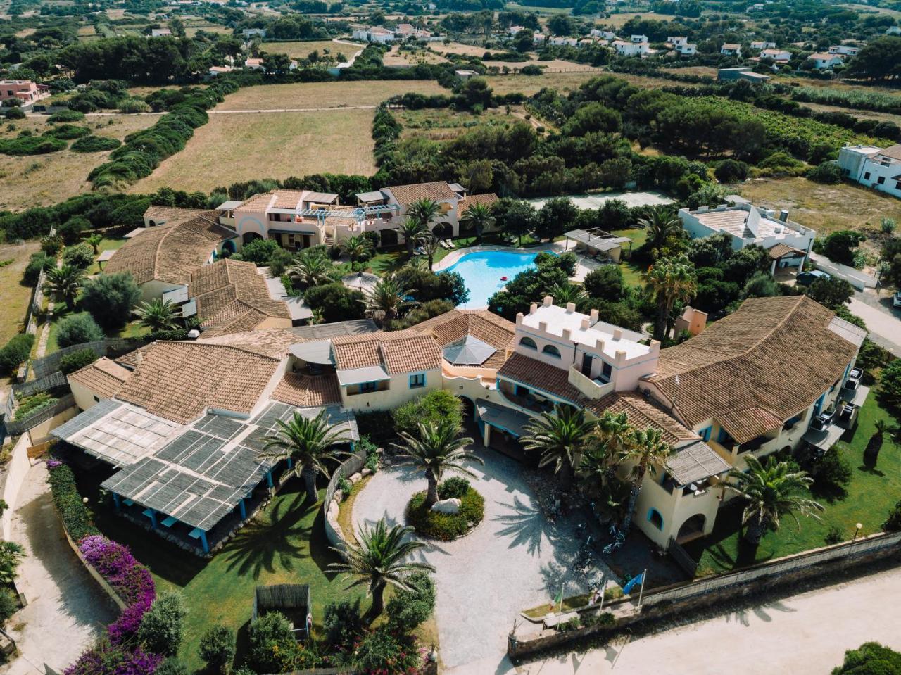 Hotel Luci Del Faro Calasetta Luaran gambar