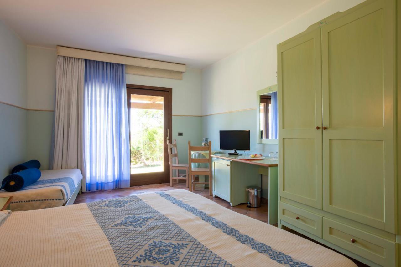 Hotel Luci Del Faro Calasetta Luaran gambar